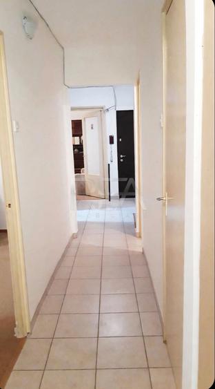 Apartament cu 3 camere decomandat, mobilat în Rahova