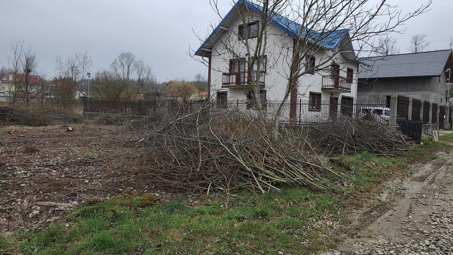 Teren de 470 mp, în Găvana