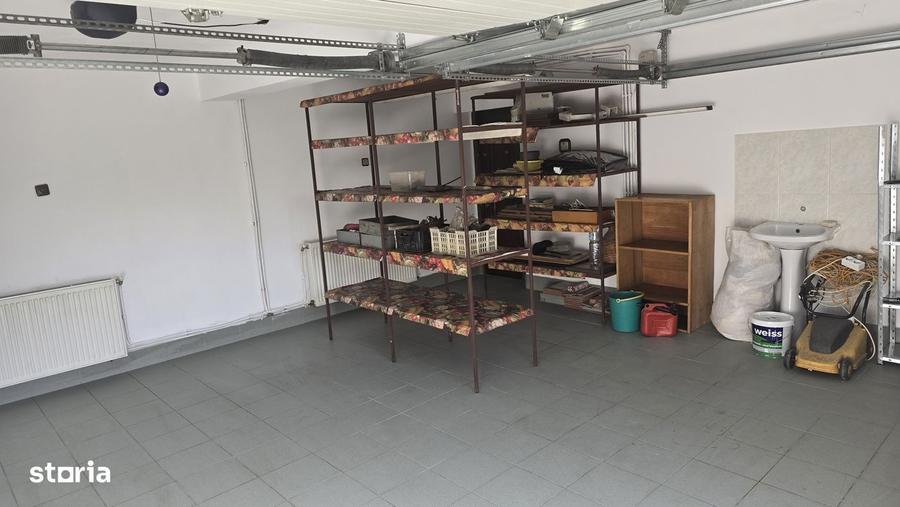 Casă cu 4 camere cu Teren 1159 Mp în Ceangăi