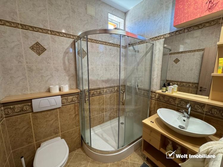 Casă individuală cu 5 camere cu Canalizare în Făget