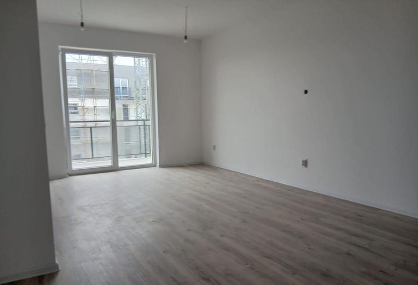 Apartament cu 3 camere în Sud
