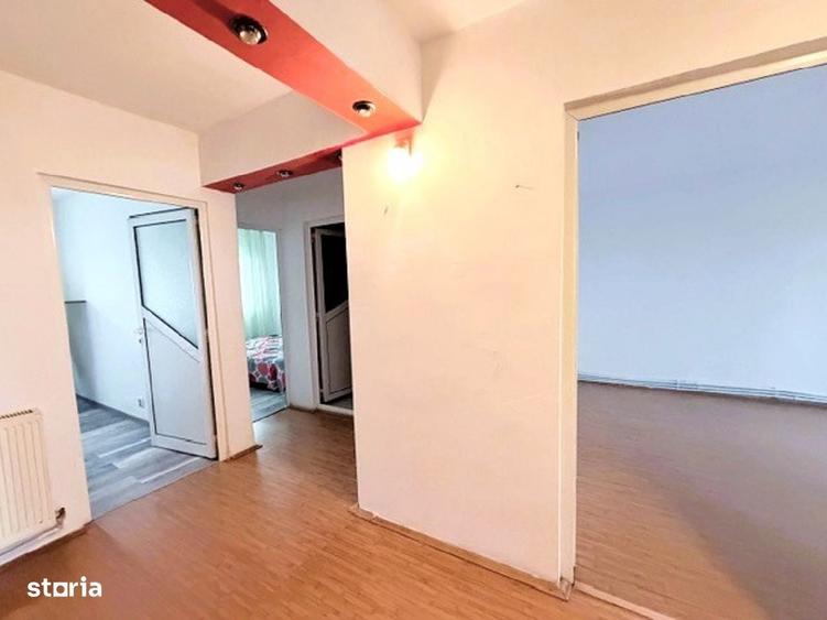 Apartament cu 3 camere decomandat în Tineretului