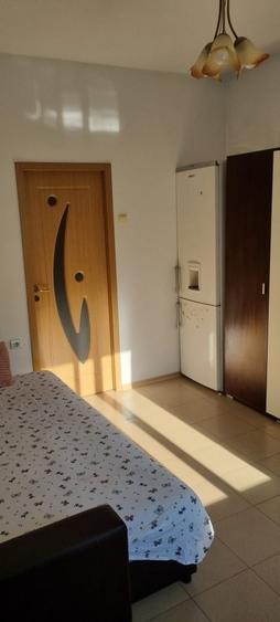 Se ofera spre inchiriere garsoniera - 1