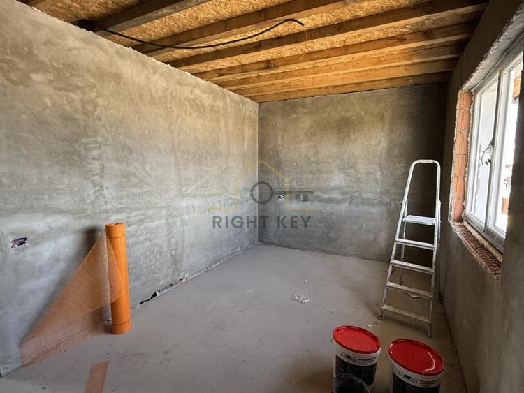 Casă individuală cu 5 camere cu Canalizare în Ciorogârla