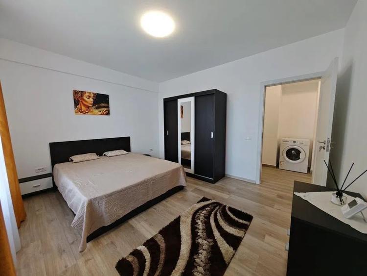 Apartament cu 2 camere, mobilat în Cristian