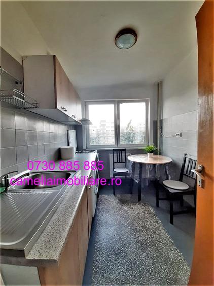 Apartament cu 2 camere semidecomandat în Gorjului