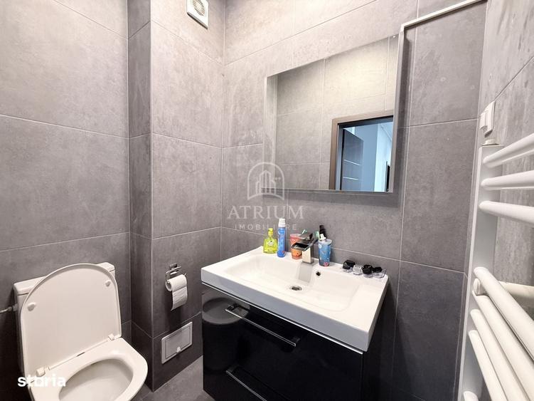 Apartament cu 3 camere semidecomandat în Ultracentral