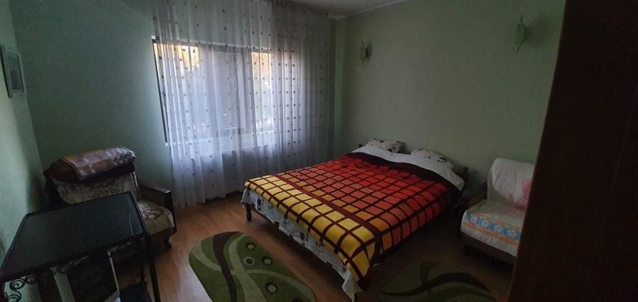 Casă cu 4 camere în Chitila