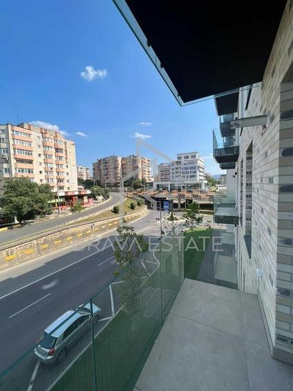 Apartament cu 3 camere semidecomandat, mobilat în Mărăști