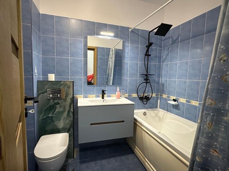 Apartament cu 3 camere decomandat, mobilat în Mărăști