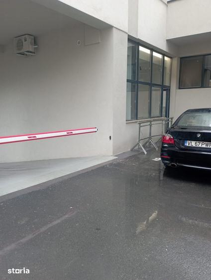 Spațiu comercial, de 48 mp, în Central