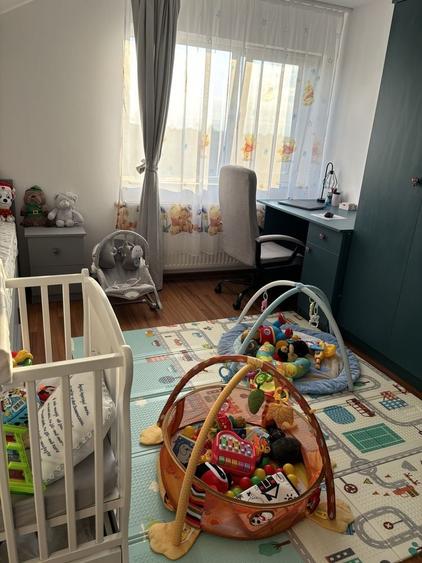 Apartament cu 3 camere decomandat în Central