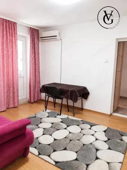 Apartament cu 2 camere semidecomandat în Tomis III