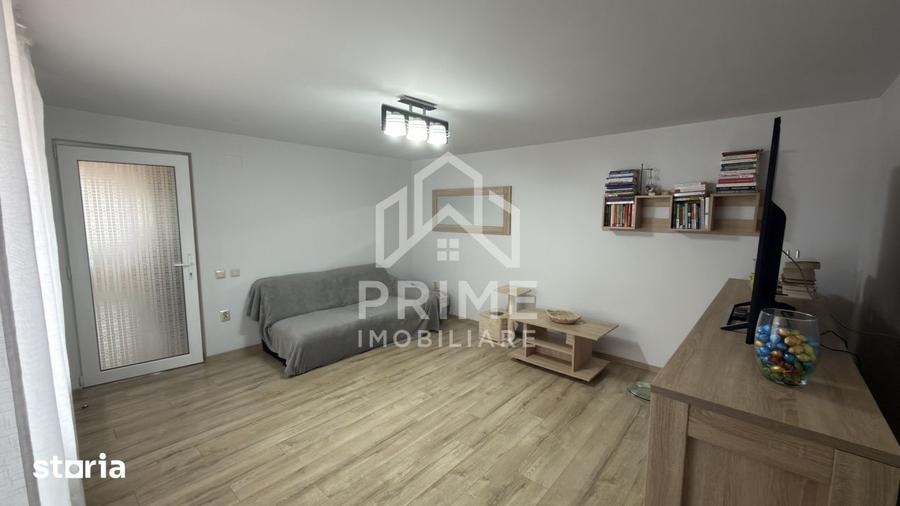 Casă cu 3 camere cu Teren 687 Mp în Teiu