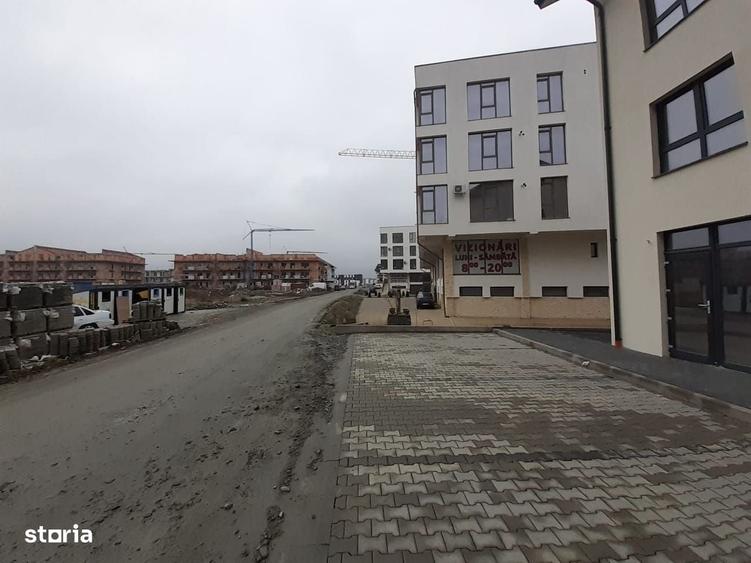 Spațiu comercial, de 76 mp, în Șelimbăr