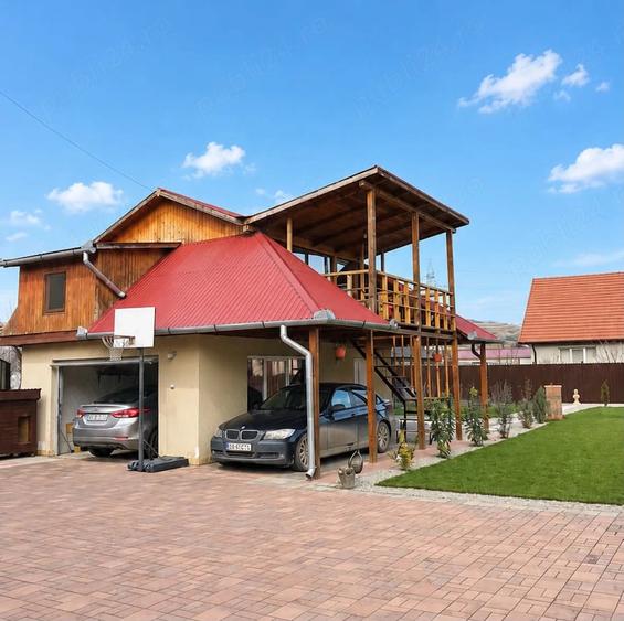 Casă cu Teren 943 Mp în Bărăbanț