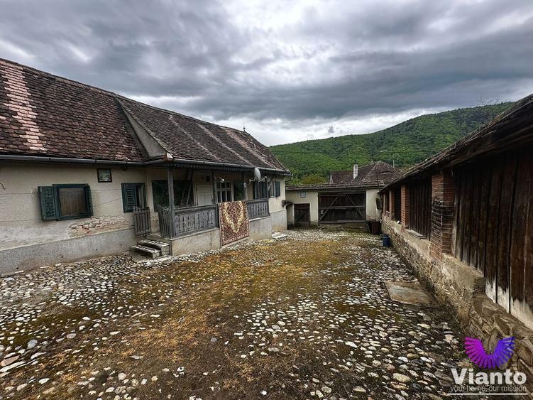 Casă individuală cu 3 camere cu Canalizare în Fântânele