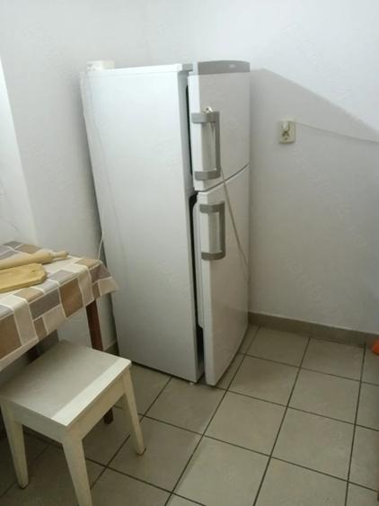 Garsonieră decomandată în Romană
