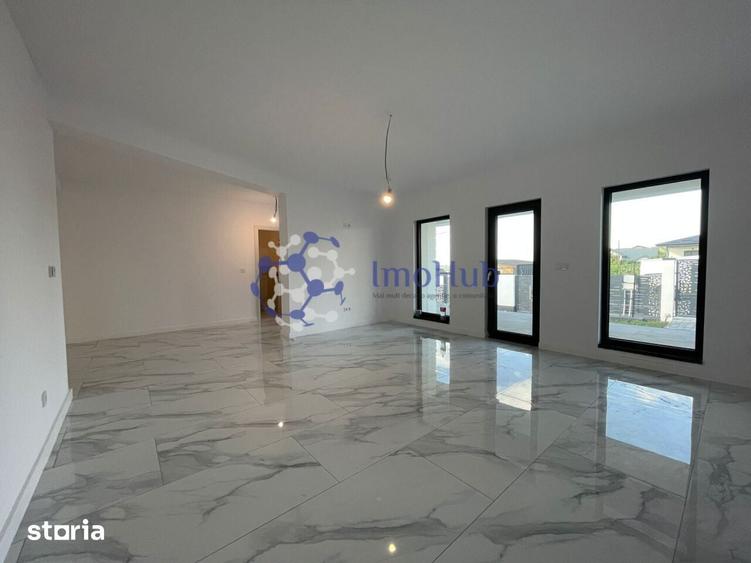 Casă cu 5 camere cu Teren 485 Mp în Miroslava