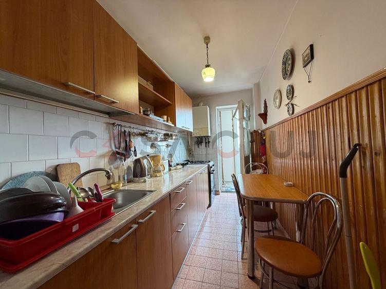 Apartament cu 3 camere decomandat, mobilat în Mănăștur
