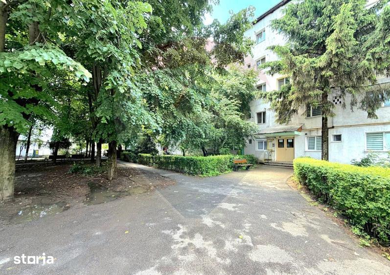 Apartament cu 2 camere nedecomandat în Tache