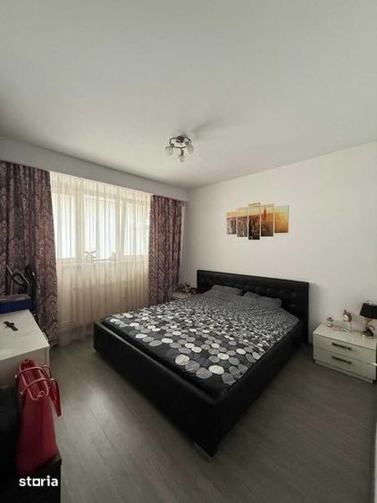 Apartament cu 3 camere în Drumul Taberei