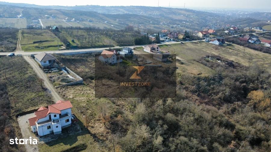 Casă cu 5 camere cu Teren 1253 Mp în Podgoria
