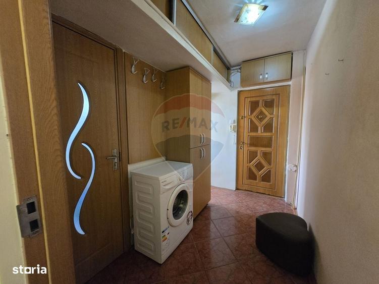 Apartament cu 2 camere semidecomandat în Cetății