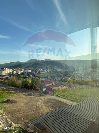 Apartament cu 2 camere, mobilat în Central