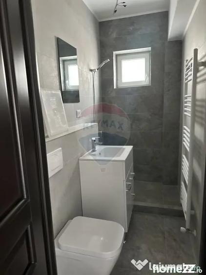 Spațiu comercial, de 690 mp, în Bistrița