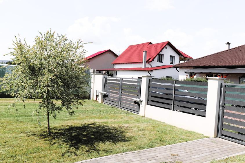 Casă cu 4 camere cu Teren 350 Mp în Nord