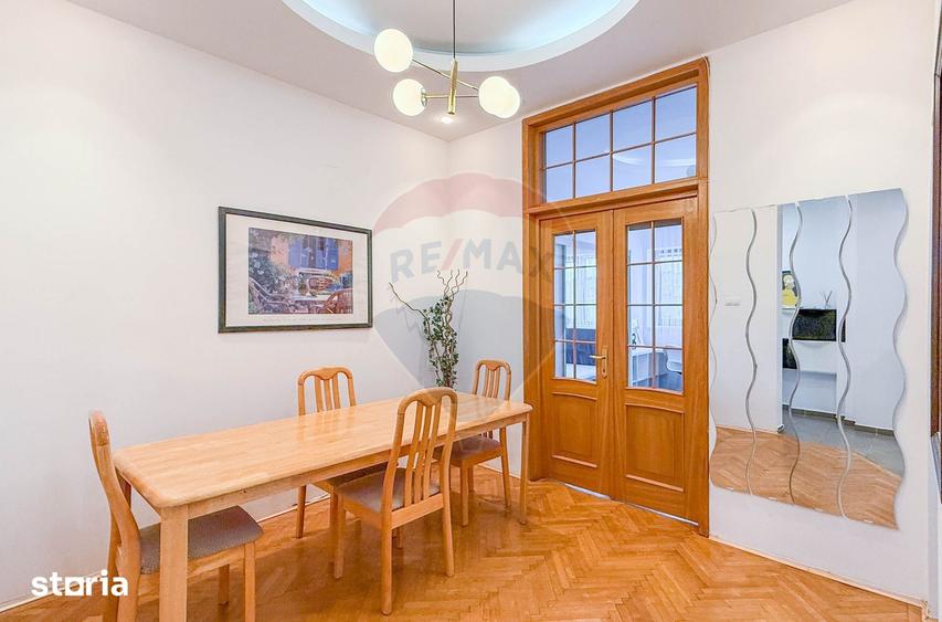 Apartament cu 4 camere, mobilat în Universitate