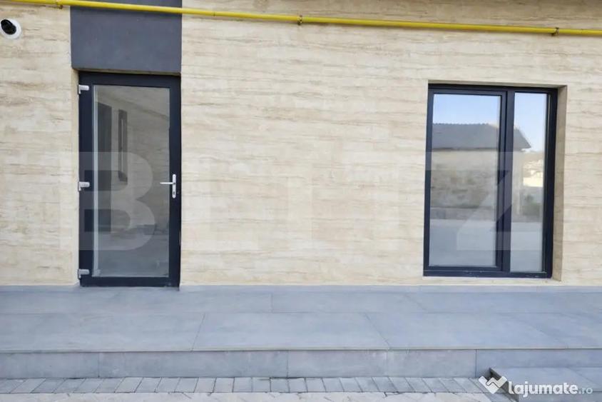 Spațiu comercial, de 37 mp, în Central