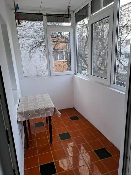 Garsonieră decomandată, mobilată în Târgu Cucu