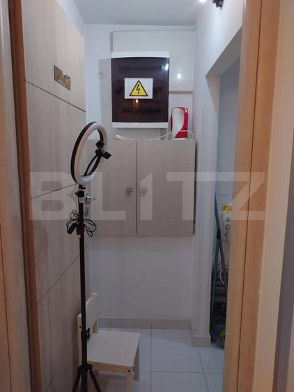 Spațiu comercial, de 290 mp, în Micro 3