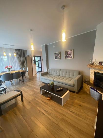 Duplex cu 6 camere cu Teren 511 Mp în Tunari