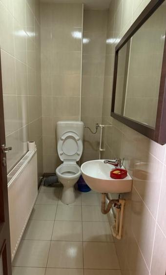 Casă individuală cu 8 camere cu Canalizare în Sinaia