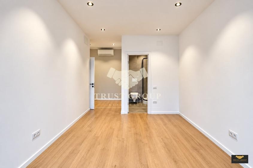 Apartament cu 4 camere decomandat, mobilat în P-ța Victoriei