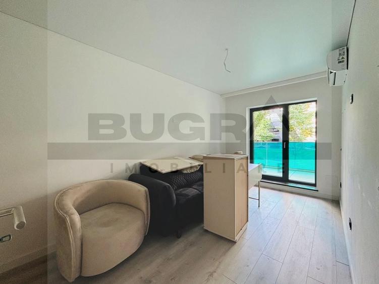 Apartament cu 3 camere semidecomandat, mobilat în Zorilor