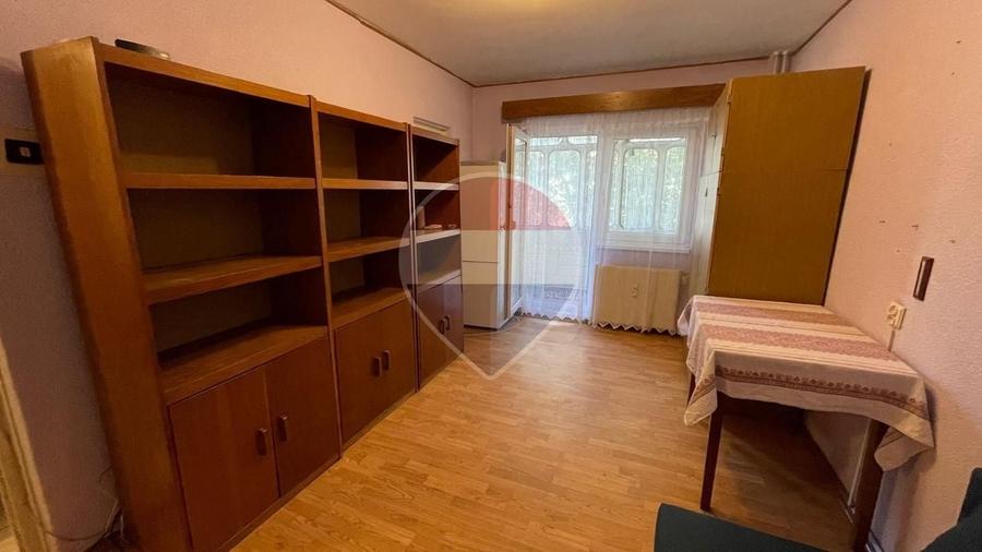 Garsonieră decomandată în Obcini