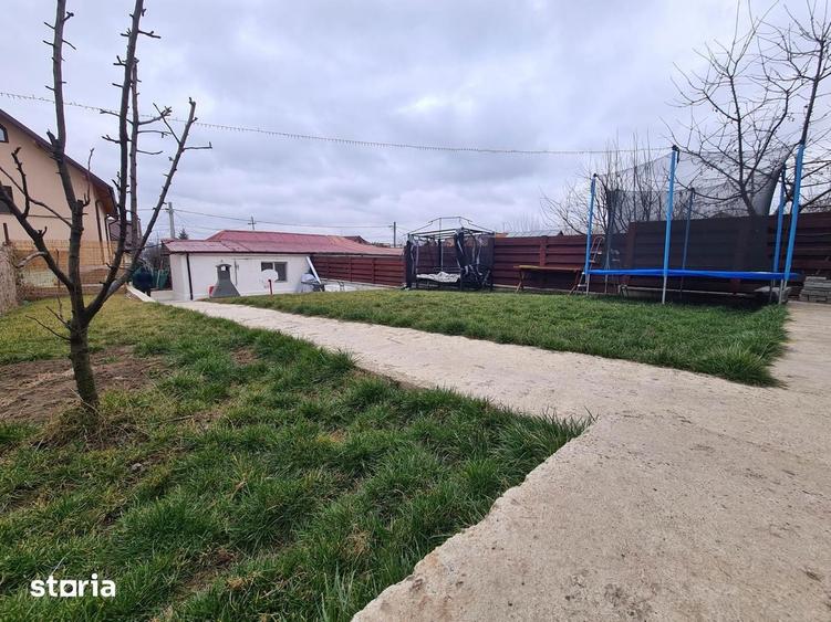 Casă cu 3 camere cu Teren 450 Mp în Tătărași