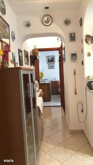 Apartament cu 2 camere decomandat în Mărăței