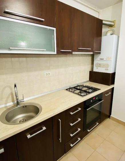 Apartament cu 2 camere decomandat, mobilat în Torontalului