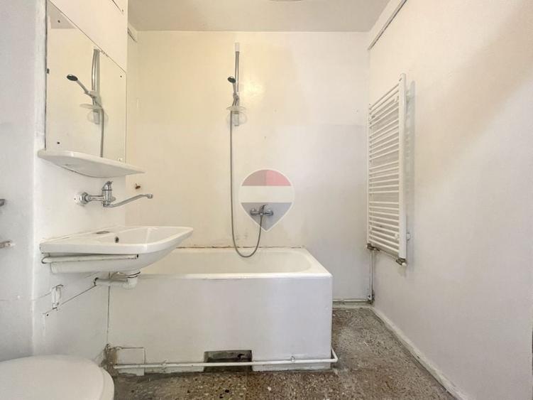 Apartament cu 2 camere decomandat în Astra