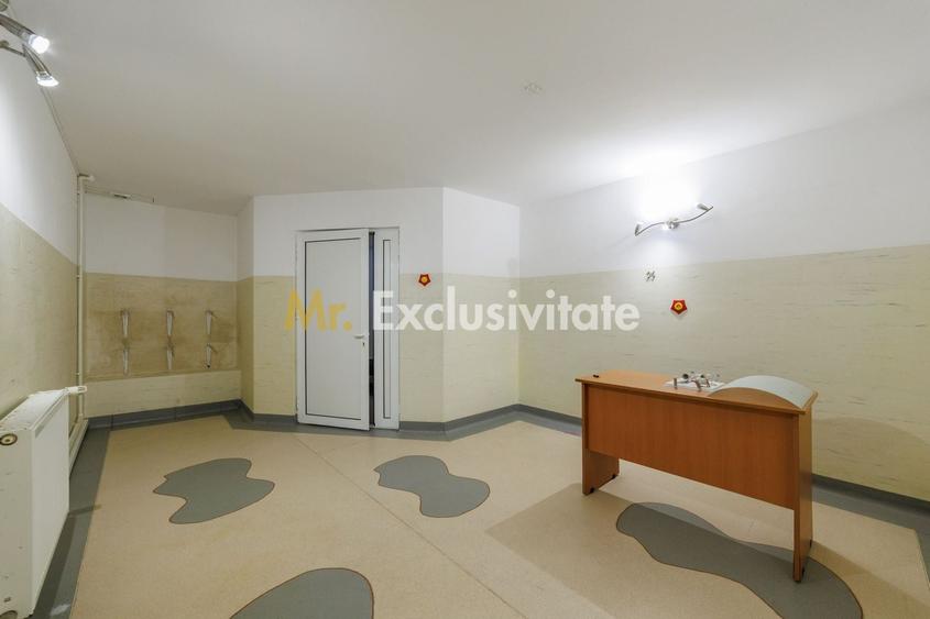Casă individuală cu 10 camere cu Canalizare în Găvana