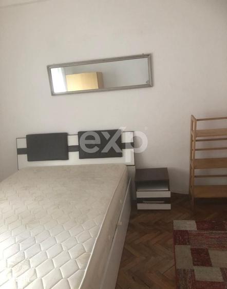 Apartament cu 3 camere decomandat în Zorilor