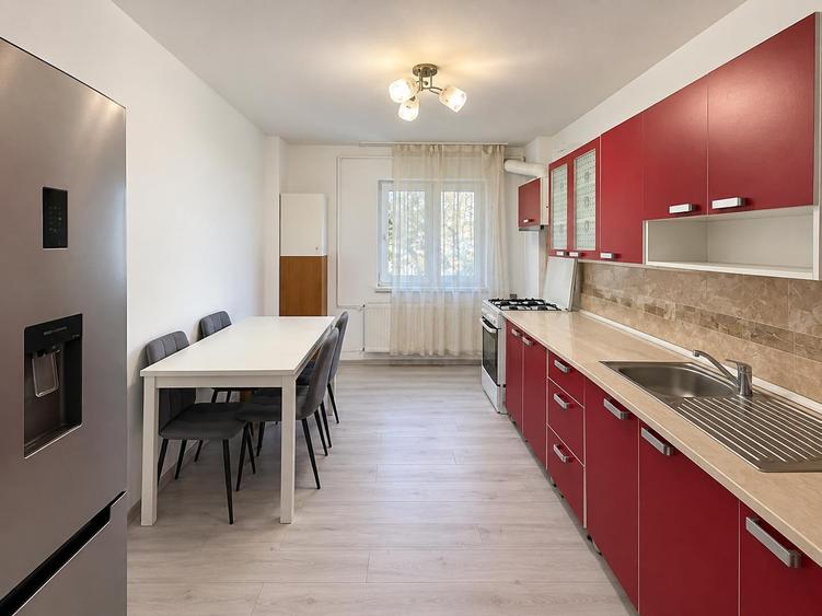 Apartament cu 4 camere în Ampoi 2
