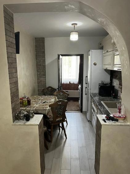 Apartament cu 2 camere decomandat în Trivale