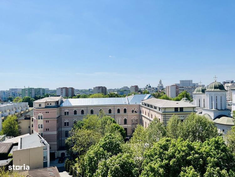 Apartament cu 4 camere în Văcăresti