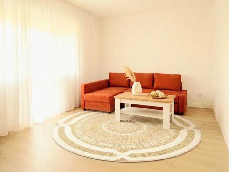 Apartament cu 2 camere decomandat, mobilat în Timpuri Noi